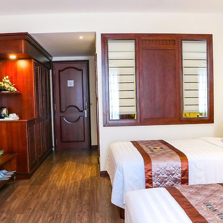 נה טראנג Vien Dong Hotel מראה חיצוני תמונה