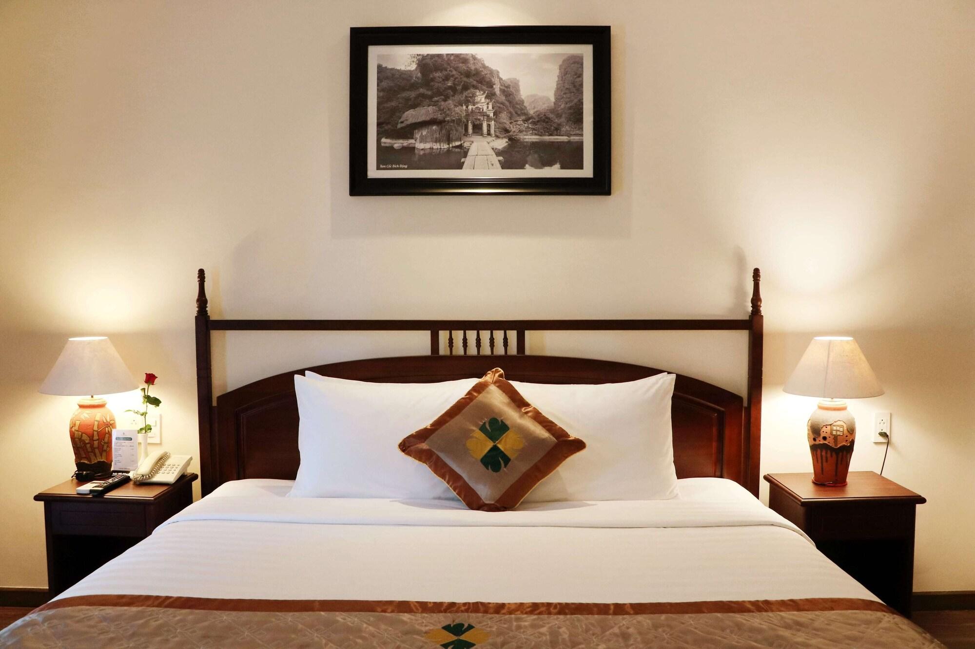 נה טראנג Vien Dong Hotel מראה חיצוני תמונה