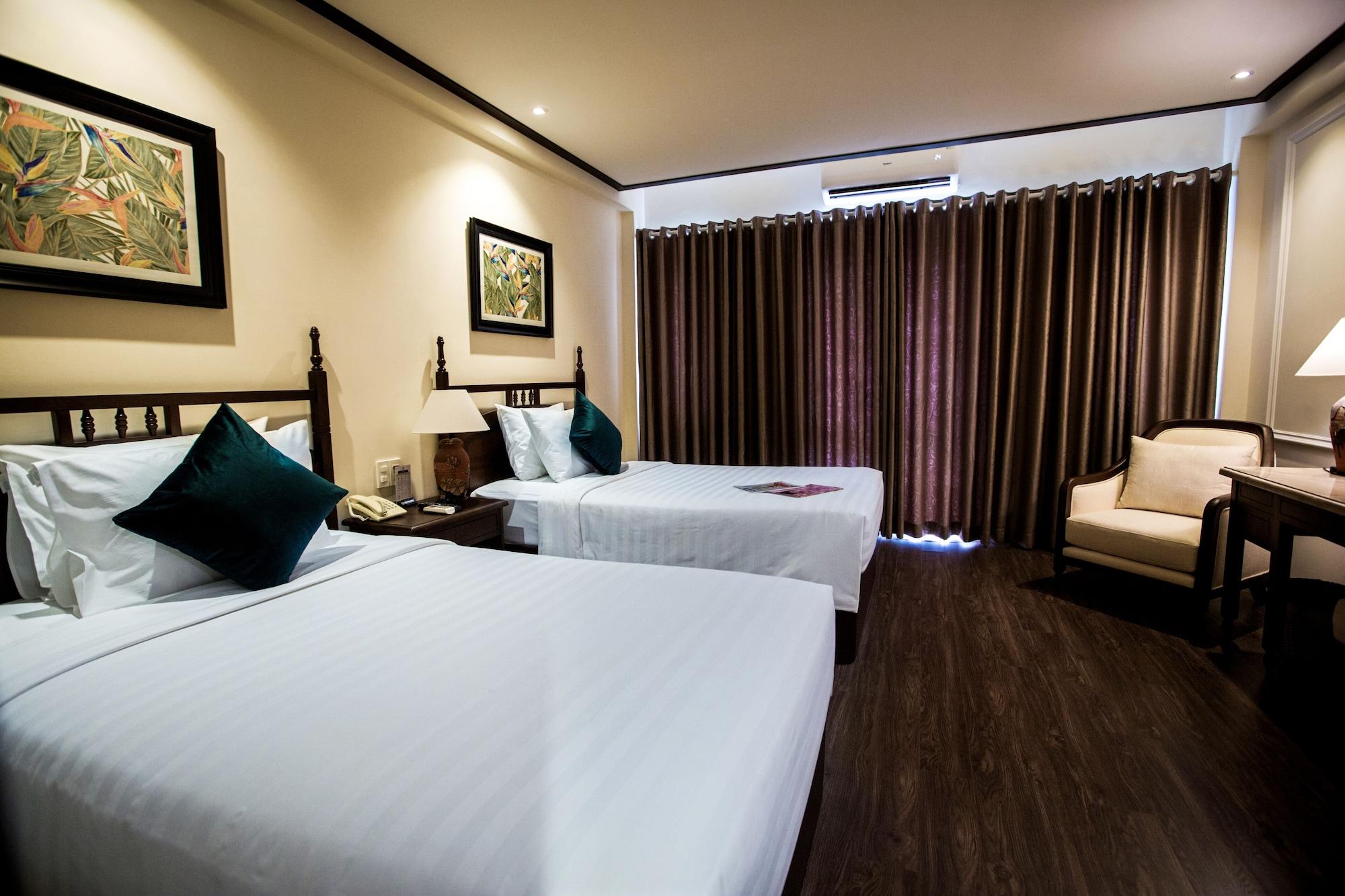 נה טראנג Vien Dong Hotel מראה חיצוני תמונה